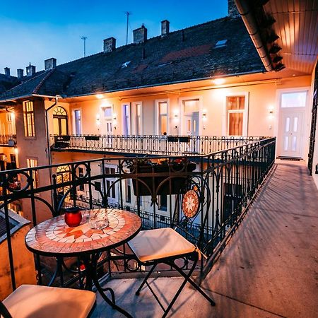 Luxury Smart Apartments Сегед Экстерьер фото