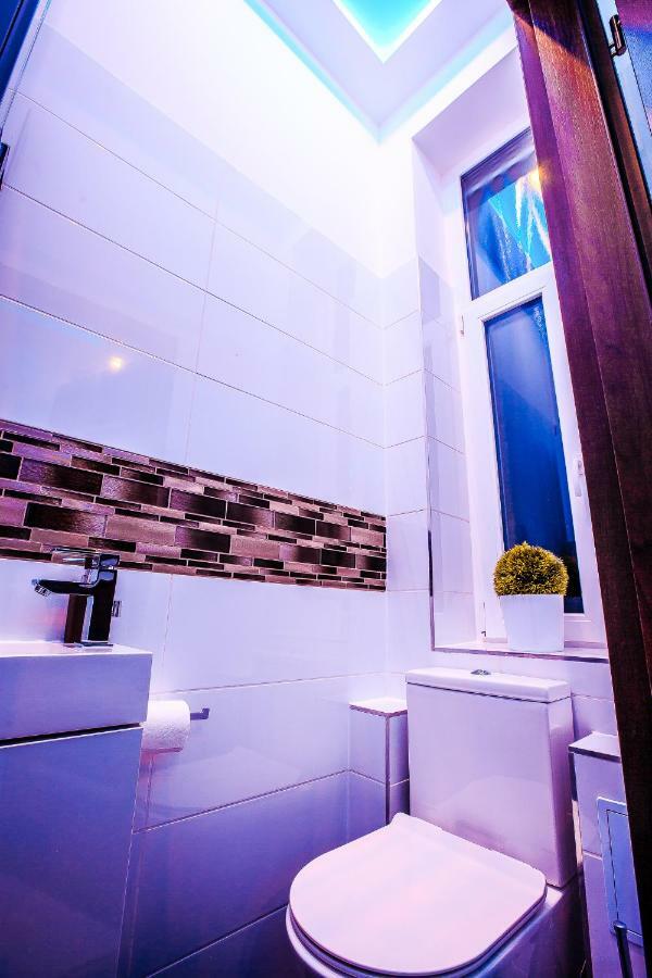 Luxury Smart Apartments Сегед Экстерьер фото